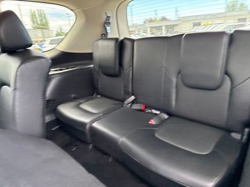 Used 2024 Nissan Armada SV AWD/4WD image 17