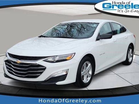 Used 2024 Chevrolet Malibu LS image 1