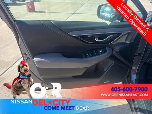 Used 2025 Subaru Outback Onyx Edition AWD/4WD image 16