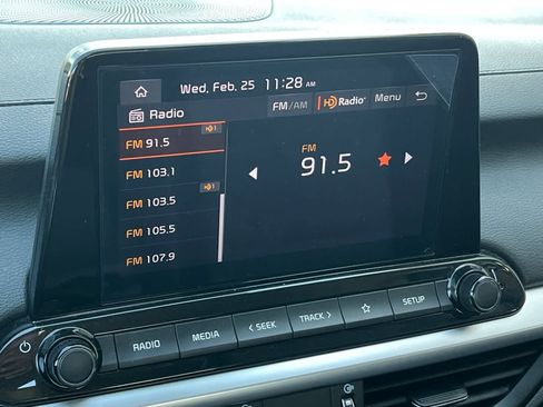 Used 2023 Kia Forte LXS image 18