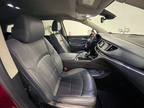 Used 2020 Buick Enclave Premium AWD/4WD image 28