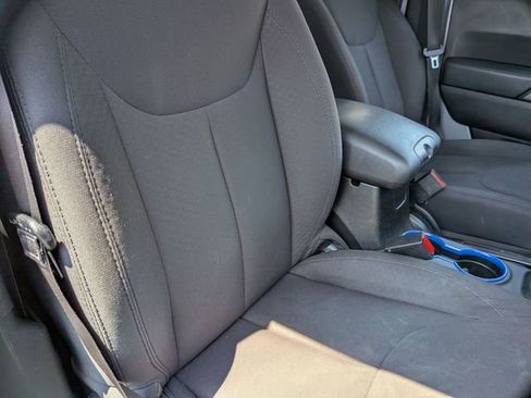 Used 2015 Jeep Wrangler Unlimited Sport w/ Quick Order Package 24S image 33