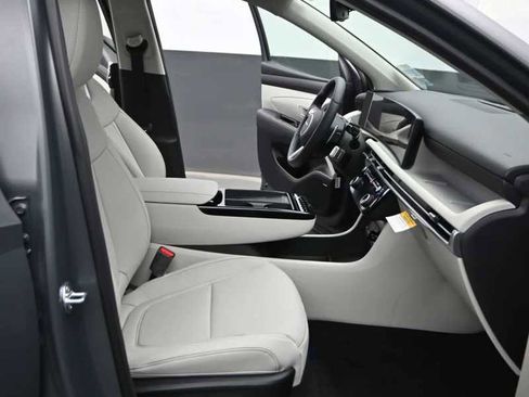 New 2026 Hyundai Tucson Limited w/ Tow & Go Package AWD/4WD image 15