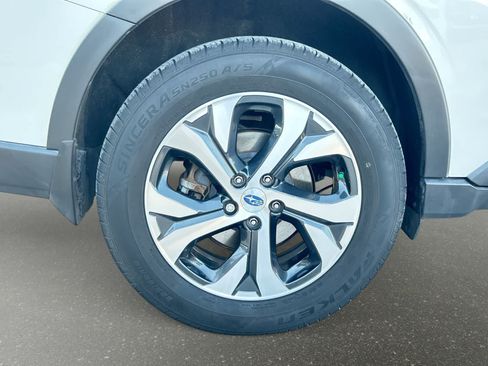 Used 2020 Subaru Outback Limited w/ Popular Package #2 AWD/4WD image 5
