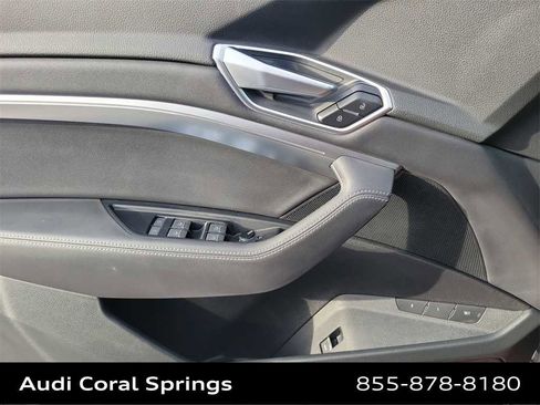 Used 2019 Audi e-tron Premium Plus image 27