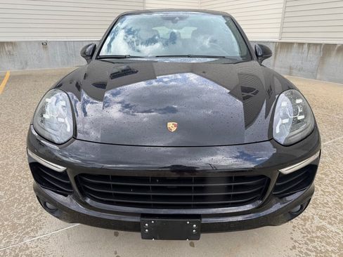 Used 2017 Porsche Cayenne AWD/4WD image 8