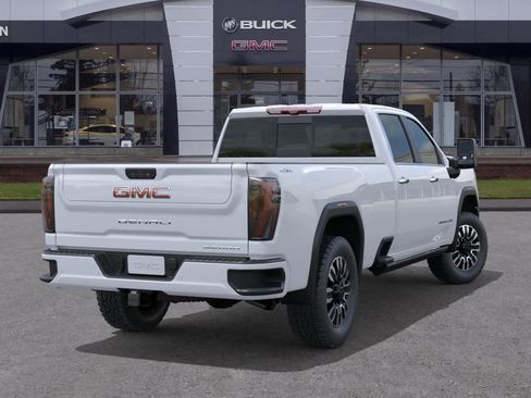 New 2026 GMC Sierra 3500 Denali Ultimate AWD/4WD image 4