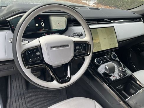 Certified 2023 Land Rover Range Rover Sport SE Dynamic image 6