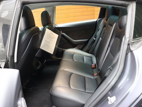 Used 2023 Tesla Model 3 Standard Range RWD image 38