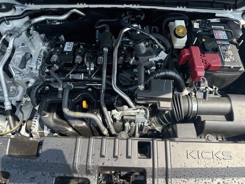 Used 2026 Nissan Kicks SV FWD image 30