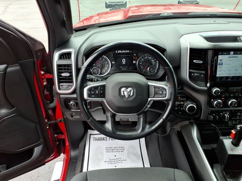 Used 2022 RAM 1500 Big Horn AWD/4WD image 14