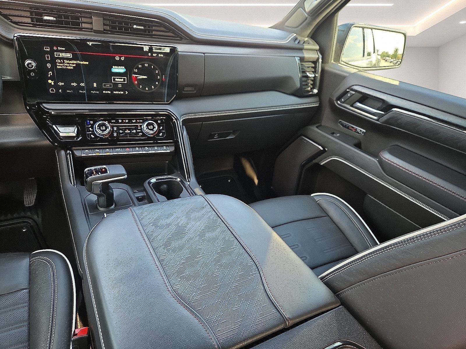 Used 2023 GMC Sierra 1500 AT4X AWD/4WD image 12