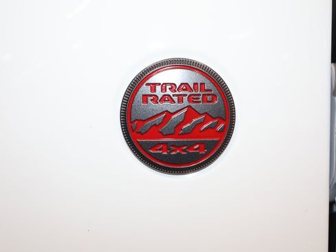 Used 2025 Jeep Wrangler Unlimited Rubicon image 35