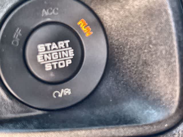 Used 2024 Jeep Wrangler Unlimited Sport AWD/4WD image 28