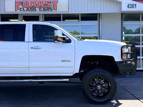 Used 2016 Chevrolet Silverado 2500 High Country w/ Duramax Plus Package AWD/4WD image 50
