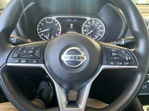 Certified 2023 Nissan Sentra SV FWD image 50