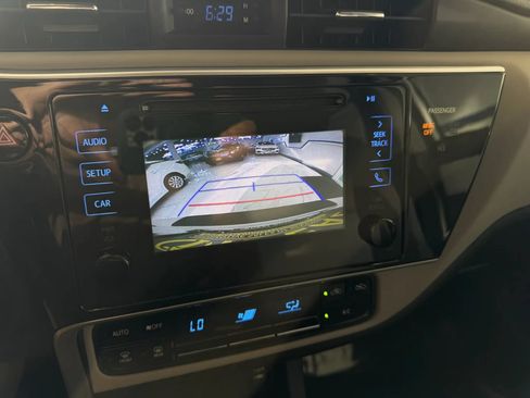 Used 2017 Toyota Corolla LE w/ Body Protection Package FWD image 19