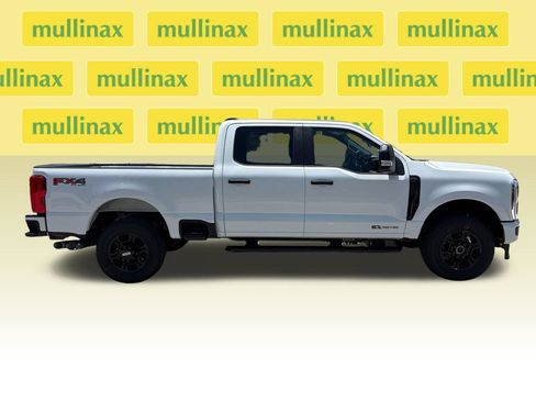 New 2026 Ford F250 4x4 Crew Cab Super Duty image 2