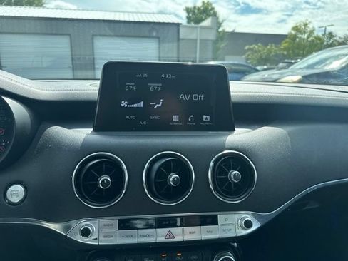 Used 2019 Kia Stinger w/ Sun & Sound Package RWD image 13
