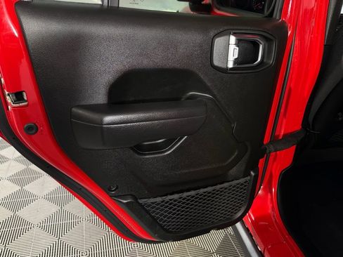 Certified 2025 Jeep Wrangler Unlimited Rubicon image 24