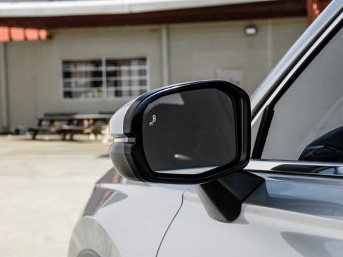 Used 2023 Honda CR-V EX-L image 42