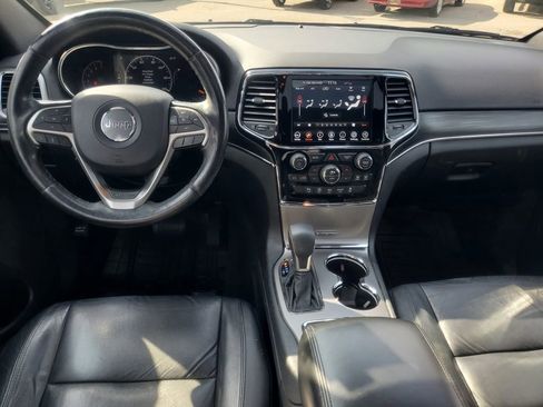 Used 2019 Jeep Grand Cherokee Limited image 32