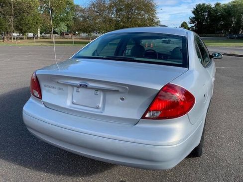 Used 2003 Ford Taurus SEL image 13