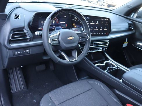 New 2027 Chevrolet Traverse LT w/ Enhanced Driving Package AWD/4WD image 6
