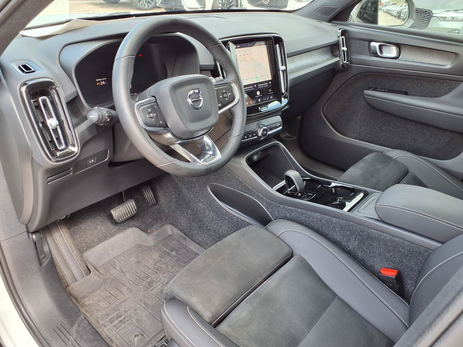 Certified 2023 Volvo C40 P8 Recharge Plus AWD/4WD image 20