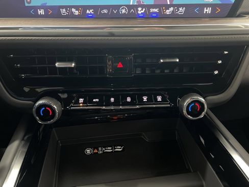 New 2026 Chevrolet Tahoe High Country image 17