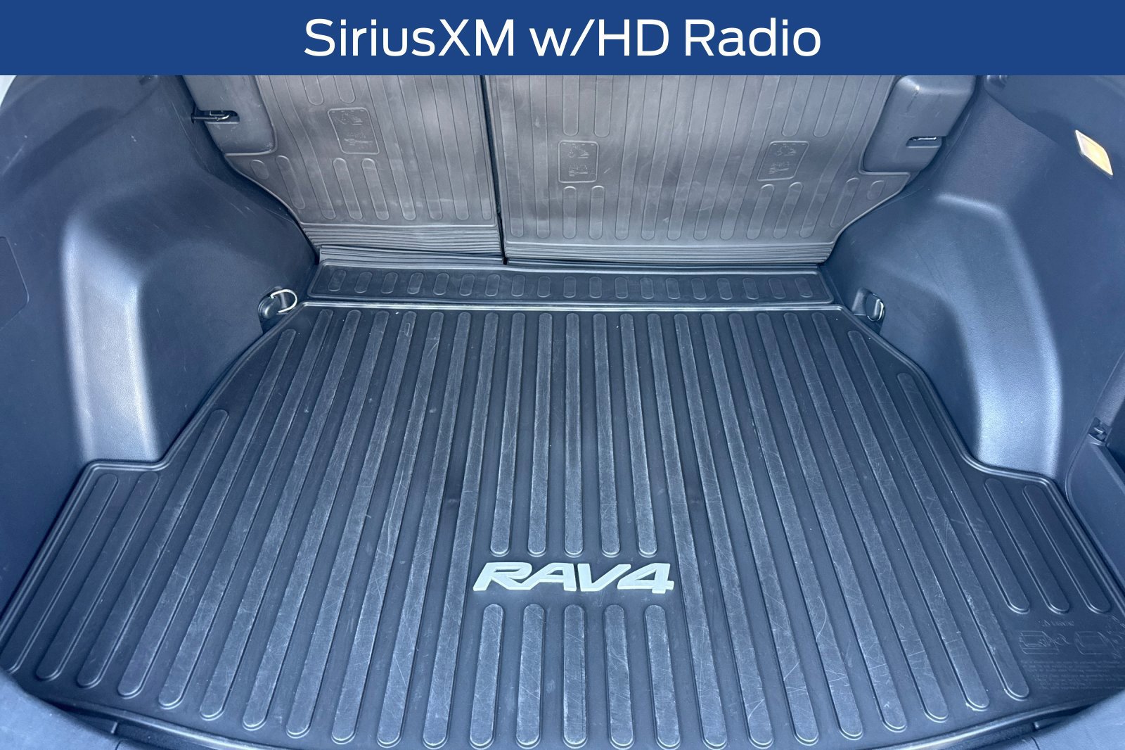 Used 2023 Toyota RAV4 XLE w/ XLE Grade Weather Package AWD/4WD image 20
