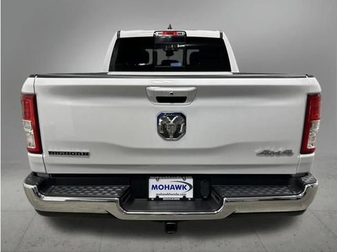 Used 2022 RAM 1500 Big Horn AWD/4WD image 4