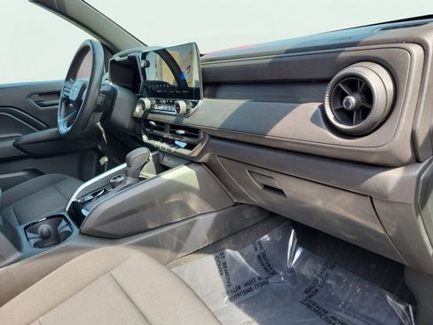 Used 2023 Chevrolet Colorado Trail Boss w/ Technology Package image 22