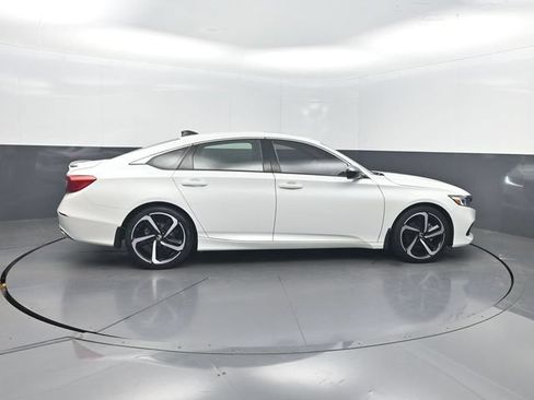 Used 2022 Honda Accord Sport image 34