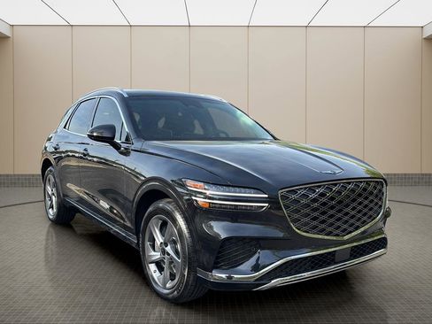 Certified 2026 Genesis GV70 2.5T AWD/4WD image 7