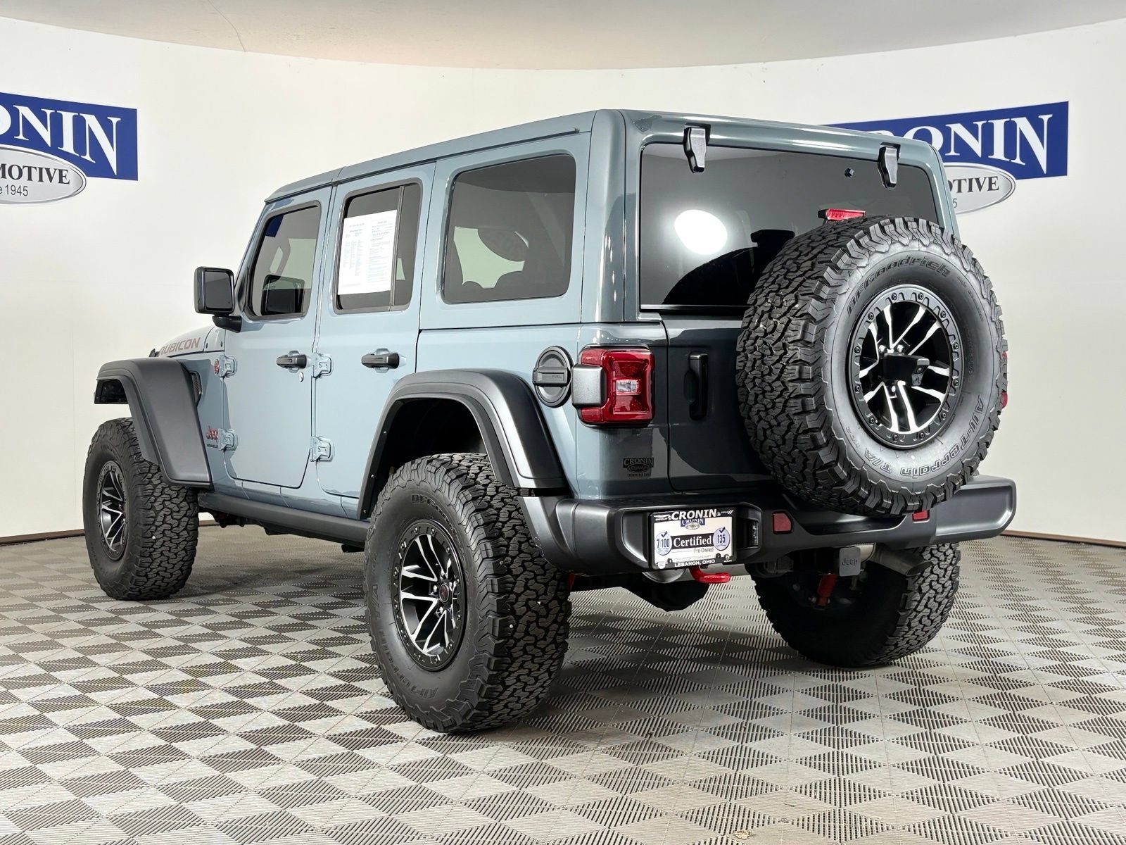 Used 2024 Jeep Wrangler Unlimited Rubicon w/ XTREMEE 35" Tire Package AWD/4WD image 30