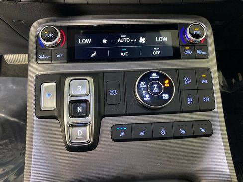 Used 2025 Hyundai Palisade Calligraphy AWD/4WD image 23