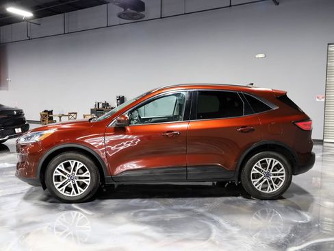 Used 2021 Ford Escape SEL AWD/4WD image 4
