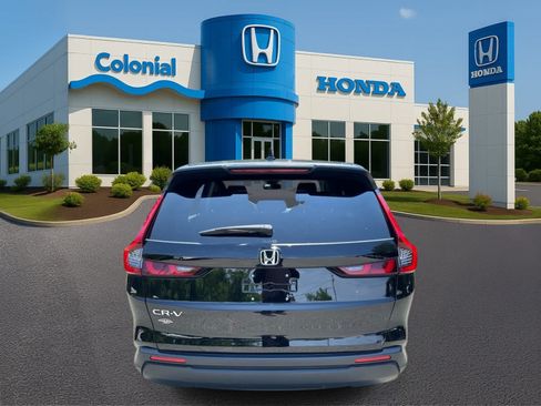 Used 2025 Honda CR-V LX image 5