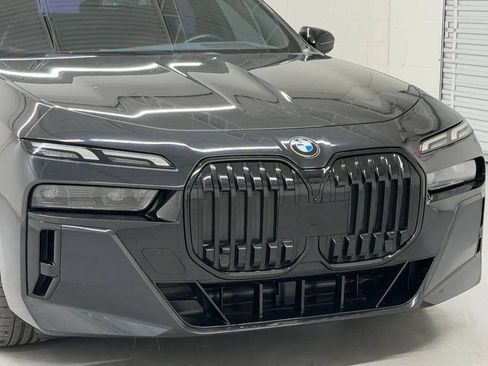 Used 2023 BMW 740i w/ Parking Assistance Package RWD image 45