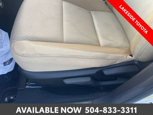 Used 2017 Toyota Corolla LE FWD image 25