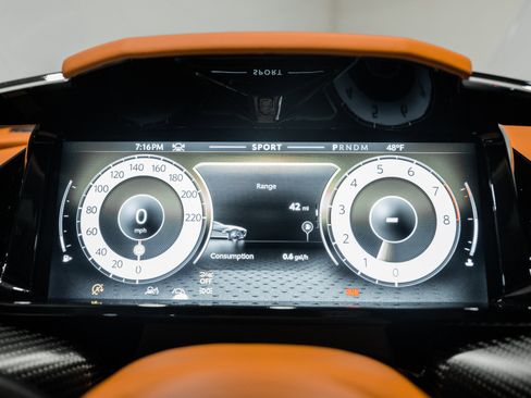 New 2026 Aston Martin V8 Vantage S image 5