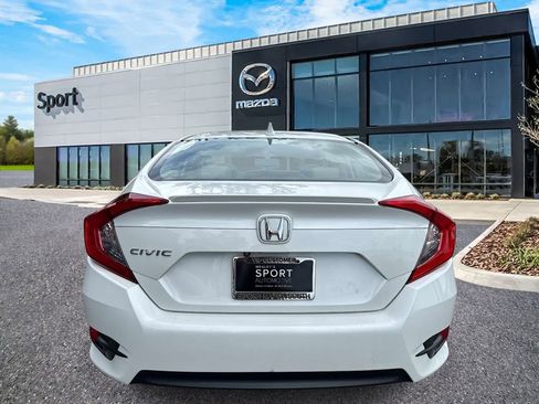 Used 2017 Honda Civic EX-L image 4