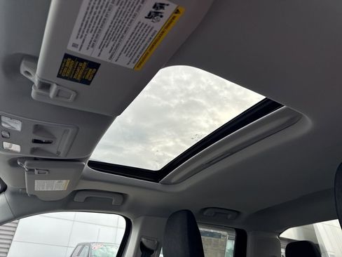 New 2025 Ford Maverick XLT w/ XLT Luxury Package image 20