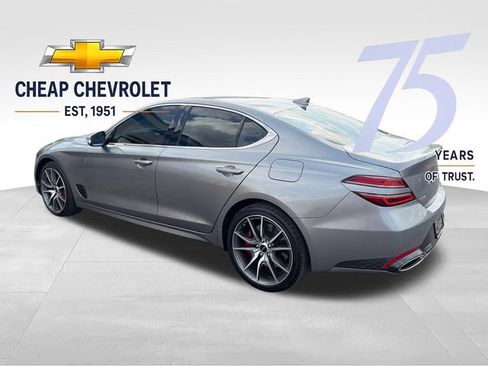 Used 2025 Genesis G70 2.5T RWD image 3