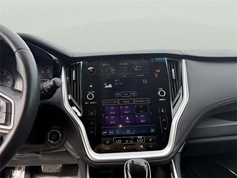 Used 2020 Subaru Outback Premium image 14