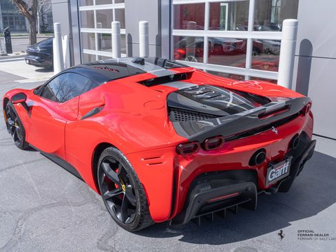 Used 2023 Ferrari SF90 Stradale Coupe image 5