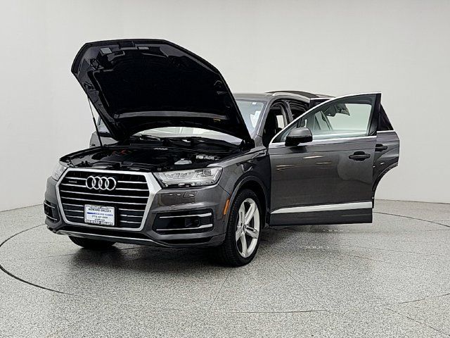 Used 2019 Audi Q7 3.0T Prestige w/ Prestige Package AWD/4WD image 9