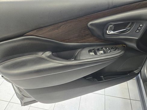 Used 2019 Nissan Murano Platinum w/ Cargo Package image 19