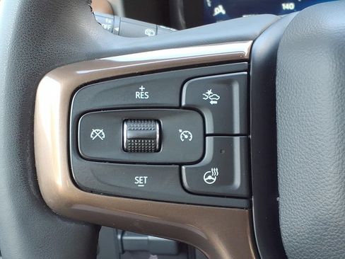Used 2024 Chevrolet Suburban High Country w/ Premium Package AWD/4WD image 29